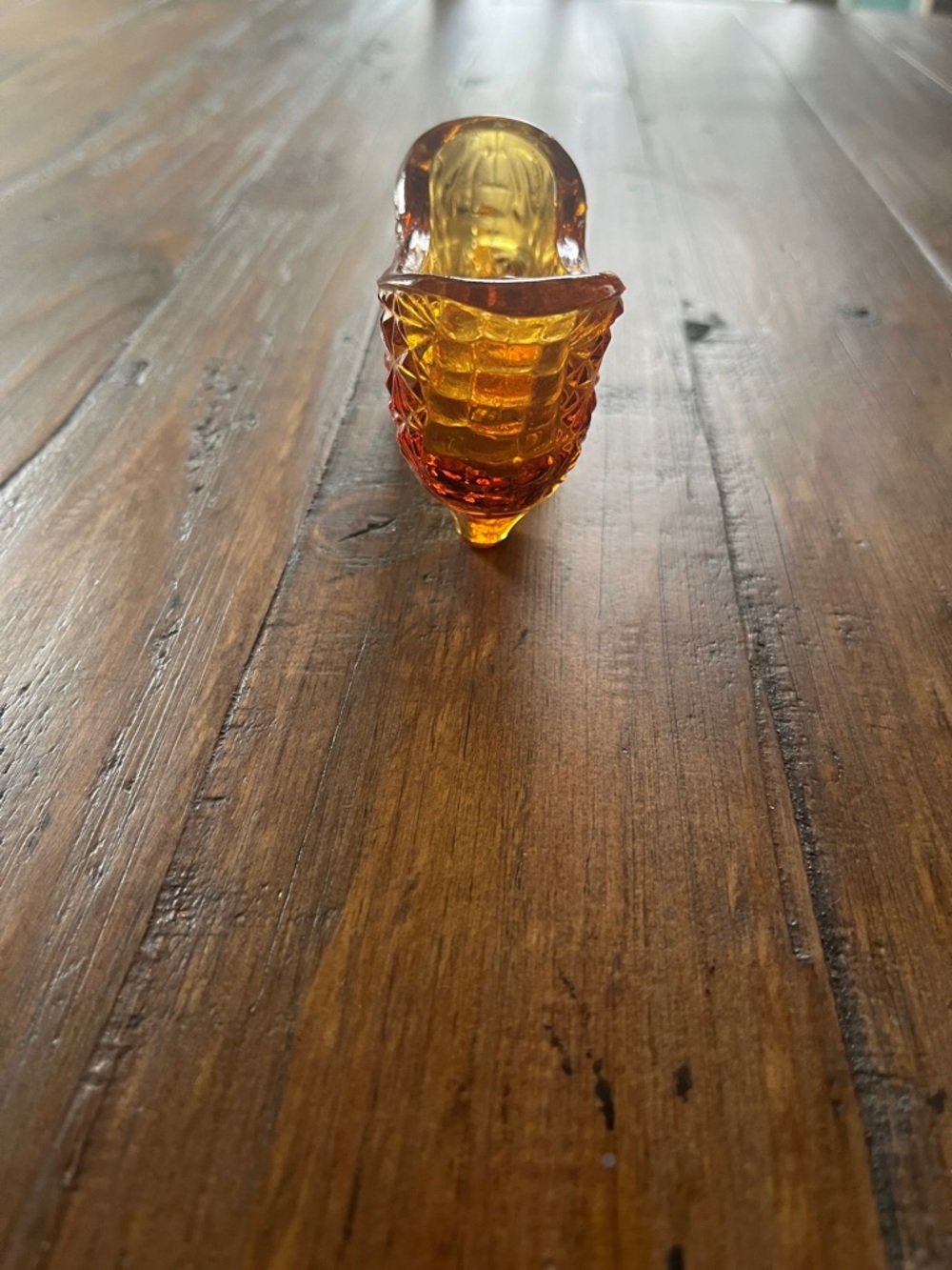 Vintage Fenton Amber Daisy & Button Bow Glass Shoe - Picture 3 of 7